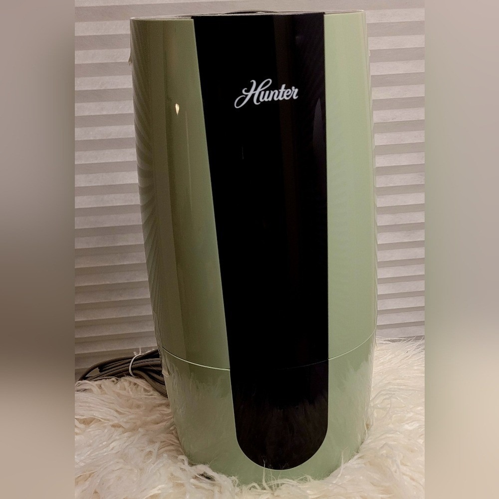 Hunter Aspire HHU475 Ultrasonic Cool Mist Humidifier 0.7 Gal Sage‎ Green Black